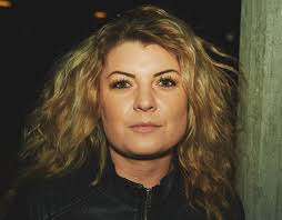 Annika Bäckström Projects :: Photos, videos, logos, illustrations and  branding :: Behance