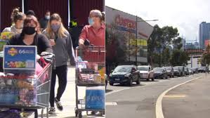 The restrictions mean residents need to stay within a 5km radius of their home for shopping and exercise. Melbourne Residents Flood To Costco After 5km Radius Extended Under Covid Restrictions 7news
