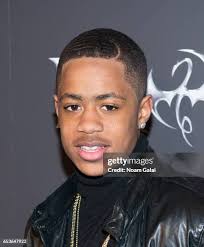 1,833 Tj Brown Photos & High Res Pictures