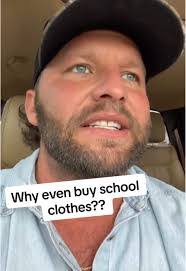 Dustin Simms's Instagram, Twitter & Facebook