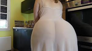 My stepmom's Big Ass make me crazy, I fuck her big ass! - XNXX.COM