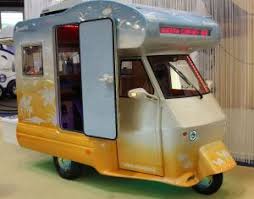 L Ape Camper A Mini Caravan Built Atop A Piaggio 50cc Ape Brunetta Chassis Camper Roulottes Caravan