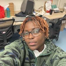 Are there any sapphic groups in Montreal?