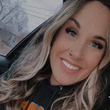 Kyra Hatfield's Instagram, Twitter & Facebook