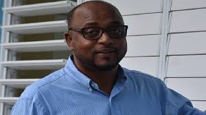 Mayor Belnavis re-admitted to hospital, suffers chop wounds