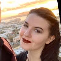 Amy Tavares's Instagram, Twitter & Facebook