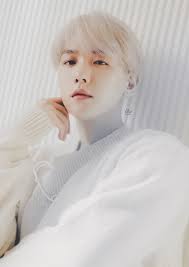 Baekhyun (백현) is a south korean artist under sm entertainment. On Twitter Exo News Exo Baekhyun Byun Baekhyun