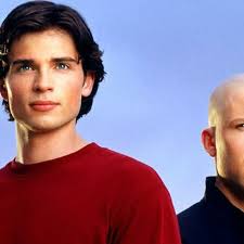 16 Interesting Facts From Tom Welling And Michael Rosenbaum's 'Smallville'  Reunion Podcast