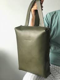 zemoneni 全手作牛皮墨綠會發光的後背包香港設計 zemoneni 背包 書包 pinkoi tote bag bags tote