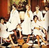 A member of the kennedy family, she is a granddaughter of robert f. From Kyra Lemoyne Kennedy S Instagram Robes And Loubs My Two Favorite Things Getting Ready For Les Bal Des D Debutante Ball Debutante Kyra Lemoyne Kennedy