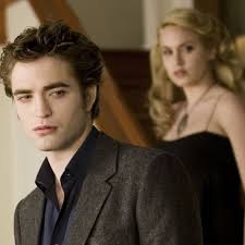 Twilight“ Betrug: Rosalie sagt Edward, Bella sei tot