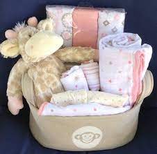 Jerrie Giraffe Baby Basket Baby Shower Baskets Diy Baby Shower Gifts Baby Shower Gift Basket