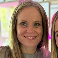 Kelli Craft's Instagram, Twitter & Facebook