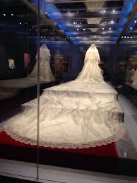 Lady Diana S Wedding Train Princess Diana Wedding Princess Diana Dresses Diana Wedding Dress