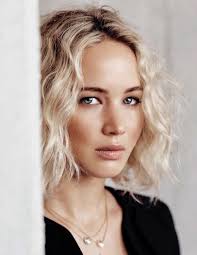 Jennifer lawrence at the uk premiere of mother! Natural Makeup Jennifer Lawrence Hair Hairstyle Hair Styles