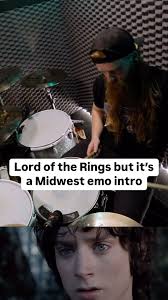 Sam is the real hero. Remind me of yalls scene suggestions in the comments  👇🏻, 👕- @middleearth_universe , @broadsideofficial @oliverbaxxter  @domkantreid @patxdiaz , #lordoftherings #lotr #frodo ...