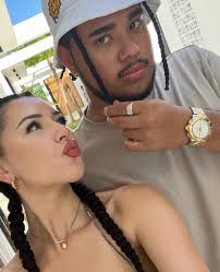 Anna Vakili Officially Announce Break Up with Glen