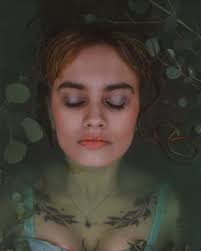 Swamp witch boudoir photo shoot experience