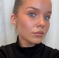 84700+ perfiles de «Selma