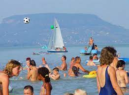 Check spelling or type a new query. Herrliche Urlaubstage Am Ungarischen Meer