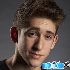 Sao Instagram Nick Bateman