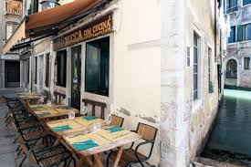 Whether you love or hate trip advisor is irrelevant. 23 Best Restaurants In Venice Conde Nast Traveler