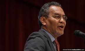 Born 1 january 1956) is a malaysian politician who served as the minister of health in the pakatan harapan (ph) administration under former prime minister mahathir mohamad from may 2018 to his resignation and the collapse of the ph. Malaysiakini