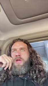 #stitch with @ash_holme it must be exhausting speaking british 🙉