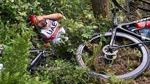 Zwei massenstürze, in die auch deutsche radprofis verwickelt sind, überschatten die erste etappe der diesjährigen tour de france. Od9dtmsphiwtlm