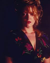 Dedicated to the performing artists and all laborers who work during the  holidays to bring good cheer to all. ❄️ 🎄 ❄️ “Christmas (Baby Please Come  Home)” [Demo] Starring Sherie Rene Scott,