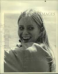 Press Photo Actress Eve Plum in "Dawn: Portrait of a Teenage Runaway"