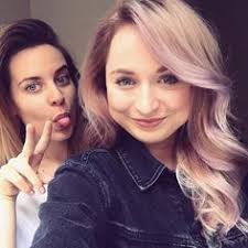 Nikola čechová, známá jako youtuberka shopaholic nicol, už je na televizní obrazovce jako doma. 9 Shopaholic Nicol Ideas Youtuberi Instagram