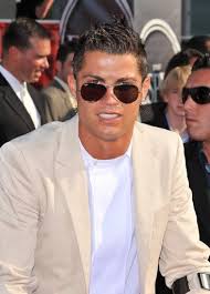 Ronaldo Wins 'Gay Icon' Award