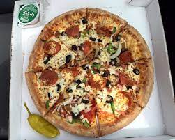 Papa John S The Things That Make Papa John S Pizza So Good Are The Extras You Get In The Box Creamy Garlic Sauce To Dip Meal Deal Papa Johns Papa Johns Pizza