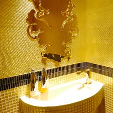 where to go when you have to pee in nyc