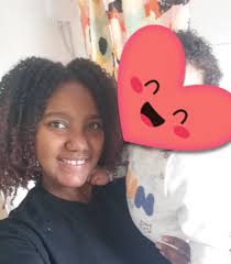 Hello everyone. Could you recommend a hairdresser for this type of hair??  😁😁😁 YouTube and my arms are not helping me 😂😂🤣🤣 Thanks in advance  Hope you all have a nice day 🤞🏽🤞🏽