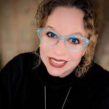 Our 1/4 bushel bags are $10!! The perfect size if you are not wanting to  much or to little. We have both the Jumbos and the Valencia's🥜