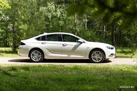 Opel türkiye genel müdürü alpagut girgin yeni insignia'nın türkiye'de 2020 eylül ayında satışa sunulacağını açıklamıştı. Opel Insignia Mit Voller Kraft Auf Kurs Newcarz De