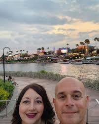 Diane Bongiovanni's Instagram, Twitter & Facebook