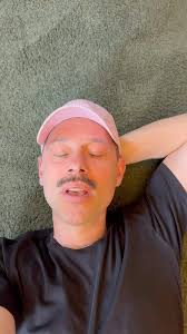 Her er første singleudspil fra min tredie plade på dansk. I fantastisk  selskab med @jacobbellens, @jennylydmor , @kasperbjorke_official ,  @jomi.massage, @marc_facchini , @thekristianleth og ...