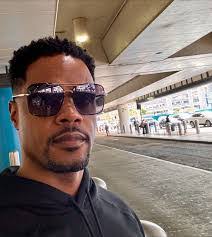 Chris Starks's Instagram, Twitter & Facebook