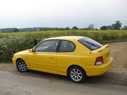 Hyundai Accent Mvi X Reg 2000 December 2000 To October 2009 I Miss My Yellow Car Really Easy To Find In Car Parks Hyundai Accent Hyundai Yellow Car