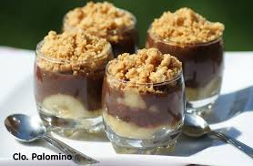 Verrines Crumble Banane Chocolat Le Journal De Clo Recette Recettes De Cuisine Crumble Poire Chocolat