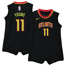 Kaufen sie die neueste offizielle nba lizenz billig trae young damen es männer kinder. Trae Young Atlanta Hawks Trikots Trae Young Hawks Basketballtrikots Global Nbastore Com