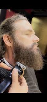 Jaime Rosales, 13059 Victory Blvd, North Hollywood, CA 91606, US