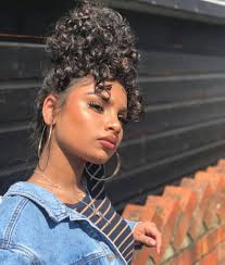 This hairstyle is goals for many curly haired people. Curly Lovers On Instagram Xclusvv Curly Hair Styles Curly Hair Styles Naturally Natural Hair Styles