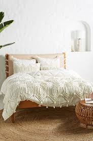 Tufted Amora Quilt Anthropologie Uk White Bedding Bedding Sets Uk Bedroom Oasis