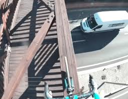 Brumottistar facebook views 9k2 years ago. Stupid And Irresponsible Stunt Ace Vittorio Brumotti Under Fire For Risking Lives Of Others In Latest Video Road Cc