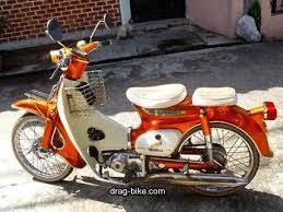 Salah satu motor tahun 70 an yang sekarang ini banyak diburu oleh penyuka modifikasi yaitu honda c70. Pin Di C70 Motorbike Inspirations