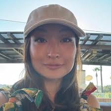 Amanda Moller (@AmandaMoller10)